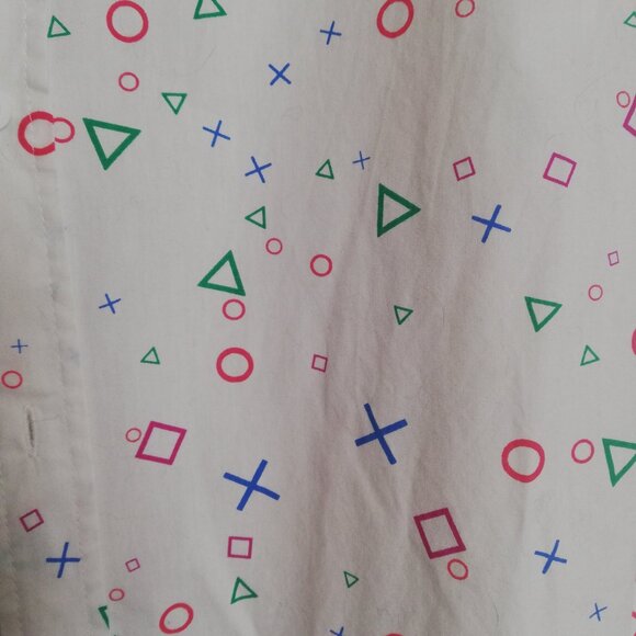 2018 PlayStation Men's Button Up Shirt - L - Picture 4 of 5